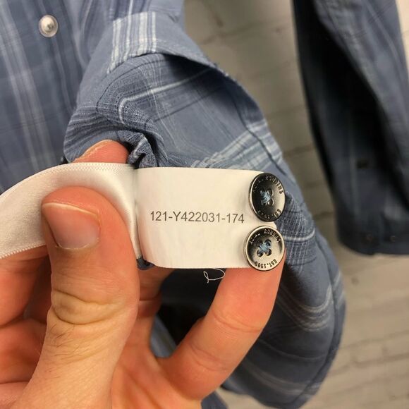 Royal Robbins Blue Plaid Long Sleeve Men's Sz Small - Picture 10 of 11